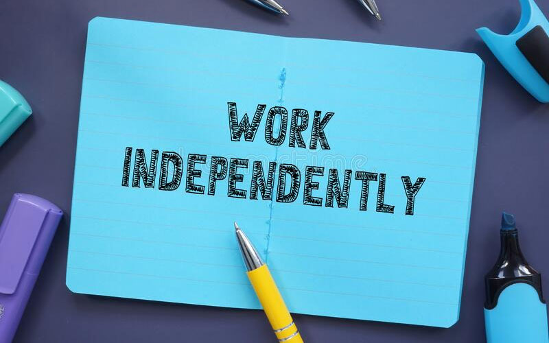 Làm Việc Độc Lập